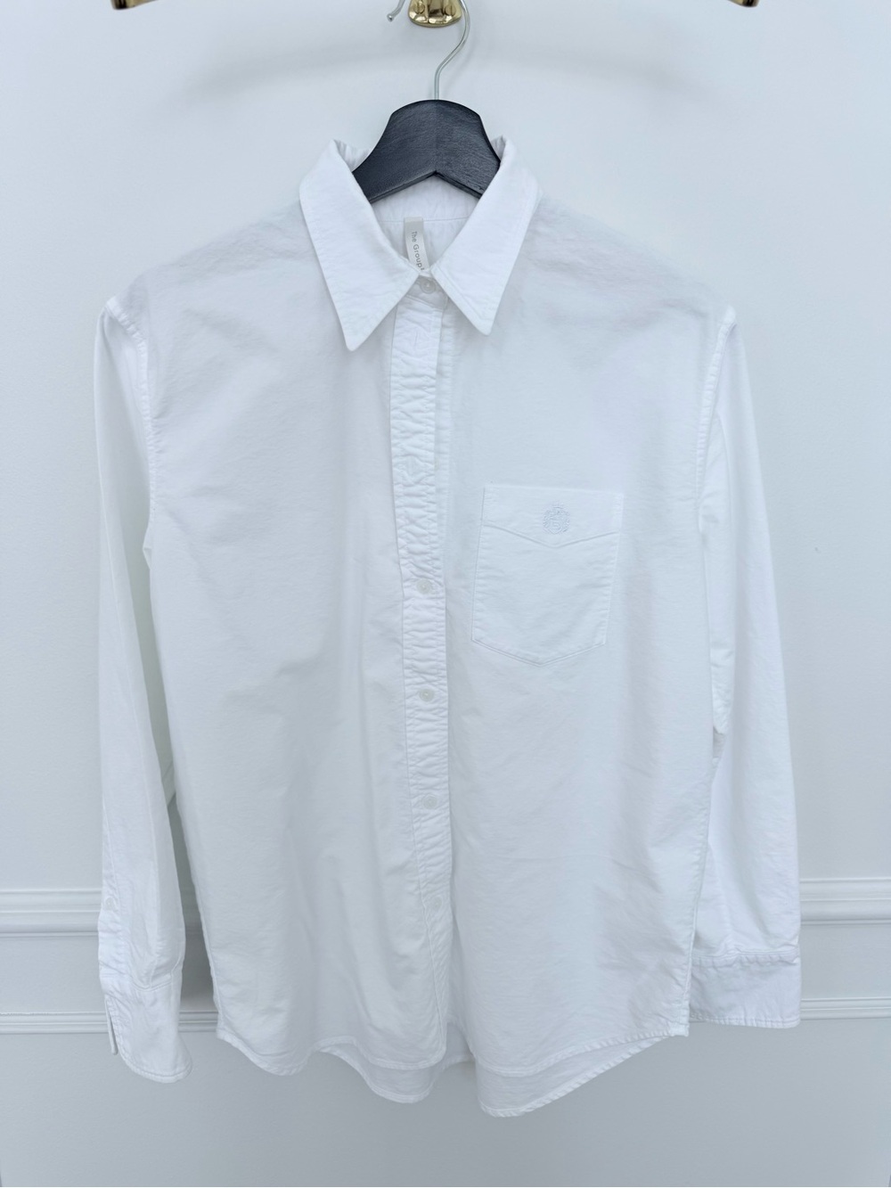 Babaton White Oxford Casual Button-Down Shirt